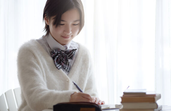 お母さん、もう、悩むのはやめましょう。お子さんの成績は必ず上がります。